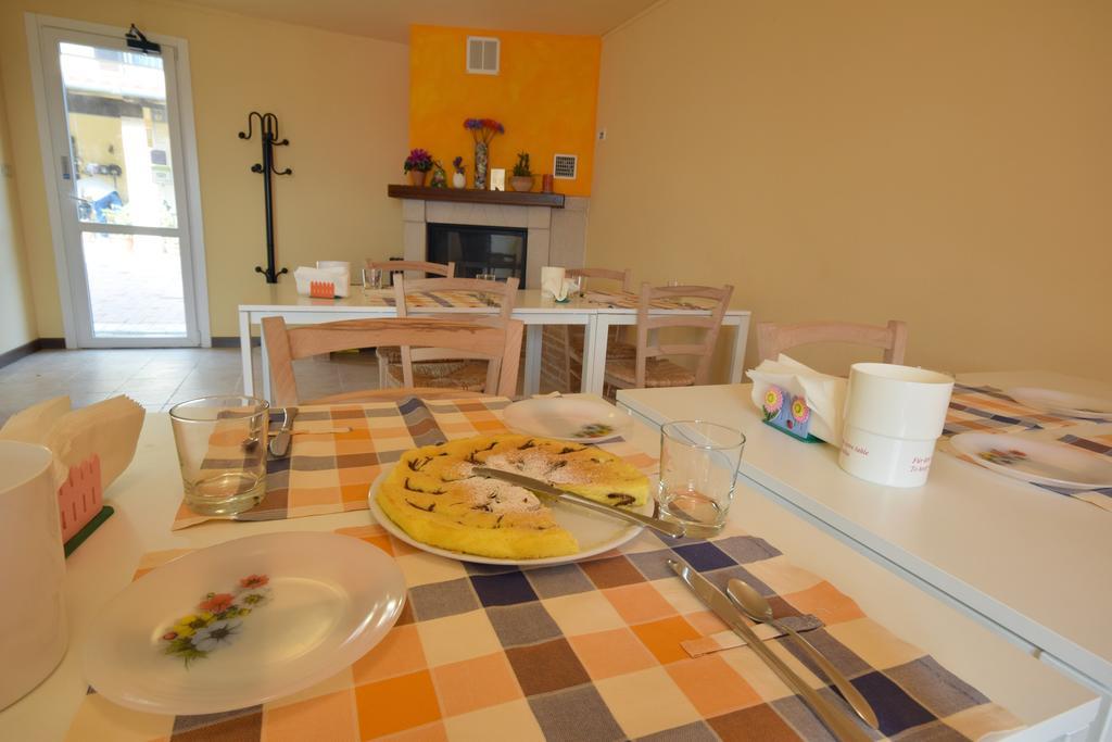 Agriturismo Al Rifugio Divino Belvedere Ostrense Eksteriør billede